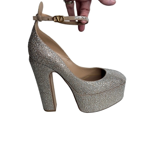 Valentino Garavani Tan-Go Pump with Crystals 155mm Size IT 41/ US 11 - Picture 3 of 12